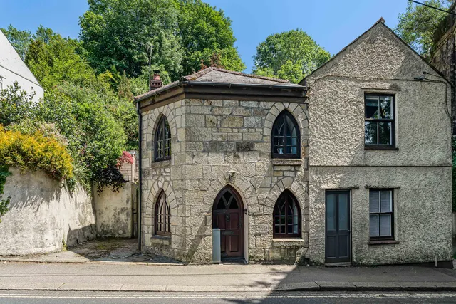 74 Bodmin Road, St. Austell PL25 5AG