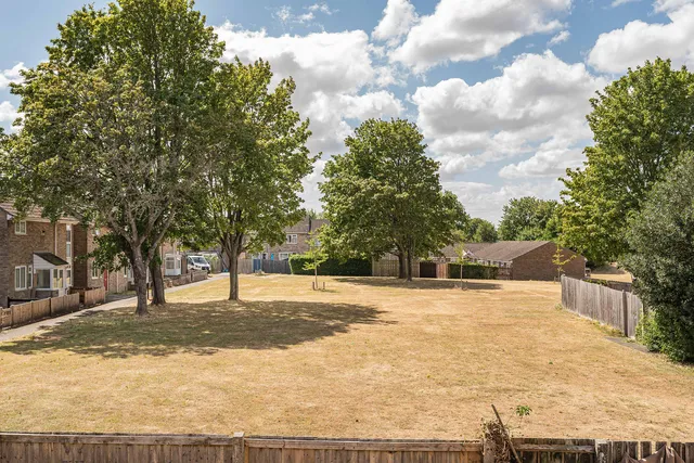 17 Tovey Court, Andover SP10 1PZ
