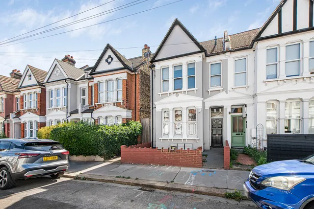 18 Sangley Road, London SE25 6QT