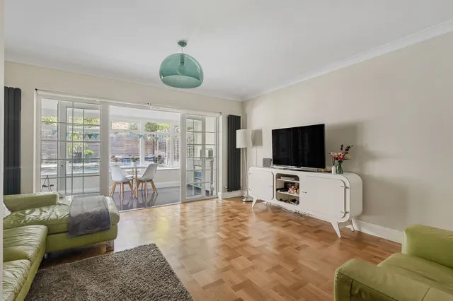 7 Sycamore Road, Bordon GU35 0RD
