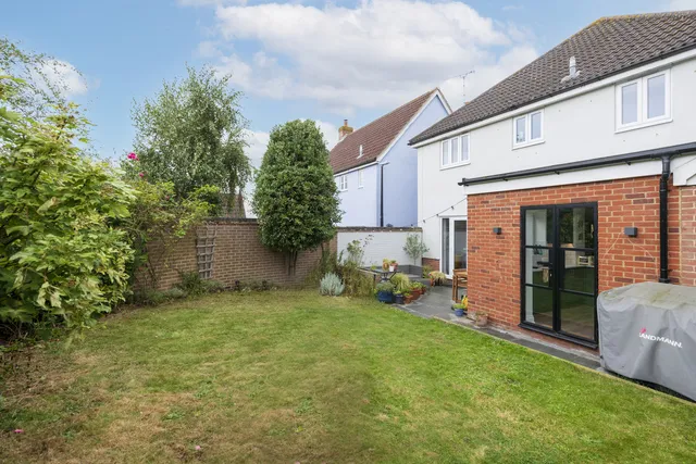 12 Heron Road, Colchester CO5 9NE