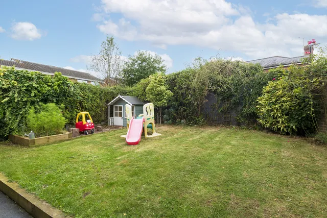 12 Heron Road, Colchester CO5 9NE