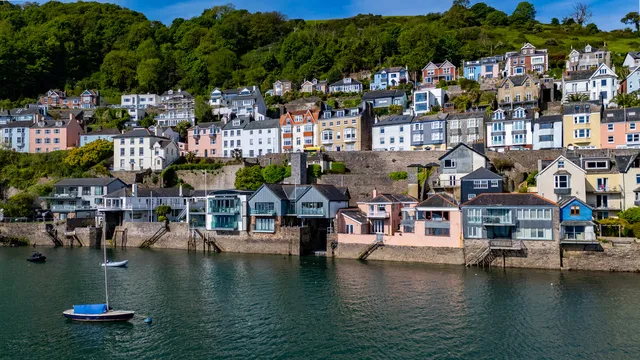 Beacon Boathouse South Town, Dartmouth TQ6 9BU