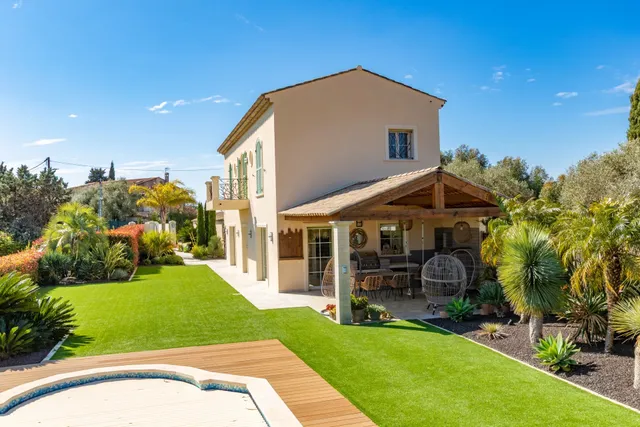 Villa in Antibes, French Riviera