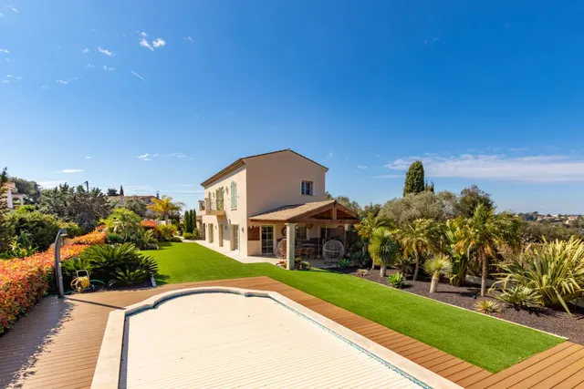 Villa in Antibes, French Riviera