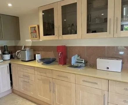 مزرعة كروم في ليه أركس، بروفانس - فوار