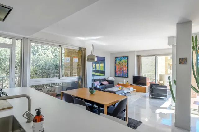Apartment in Marseille, Provence - Var