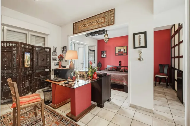 Apartment in Marseille, Provence - Var
