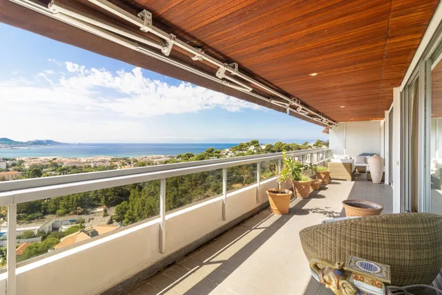 Apartment in Marseille, Provence - Var
