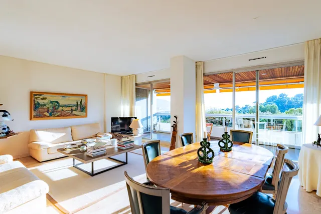 Apartment in Marseille, Provence - Var