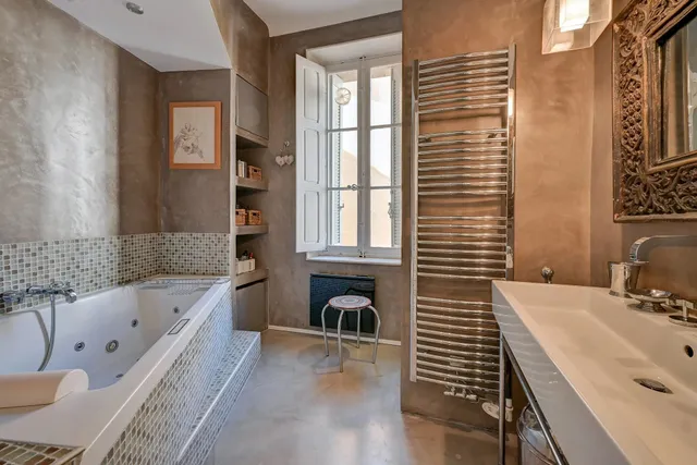 Apartment in Aix En Provence, Provence - Var