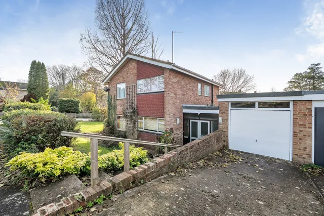 1 Lawson Glade, Cheltenham GL53 9HL