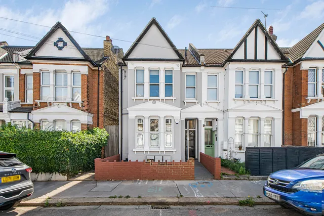 18 Sangley Road, London SE25 6QT