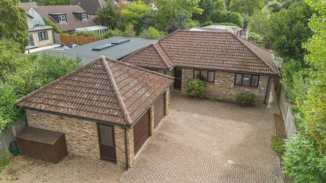 3 Fairview Drive, Watford WD17 4ST