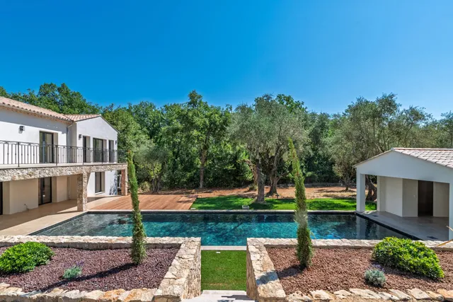 Villa in Chateauneuf Grasse, French Riviera