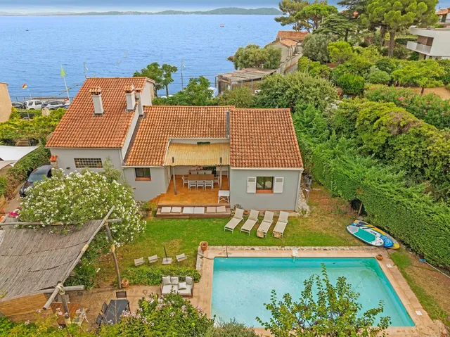 Villa in Carqueiranne, Provence - Var