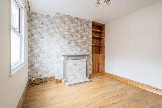 142 Wood Street, Kidderminster DY11 6UF
