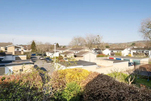 10 Buckles Close, Cheltenham GL53 8QT