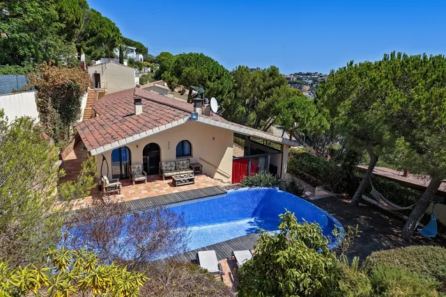 Villa in Sant Feliu De Guixols, Catalonia