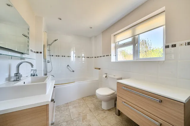 Foxgrove Syreford Road, Cheltenham GL54 4JG