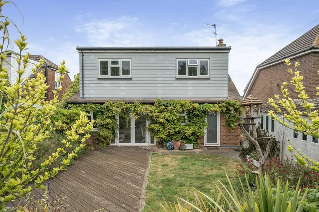 35 Queens Road, Minster on Sea ME12 2HB