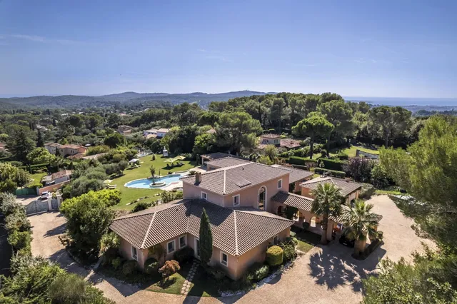 Villa in Mougins, French Riviera