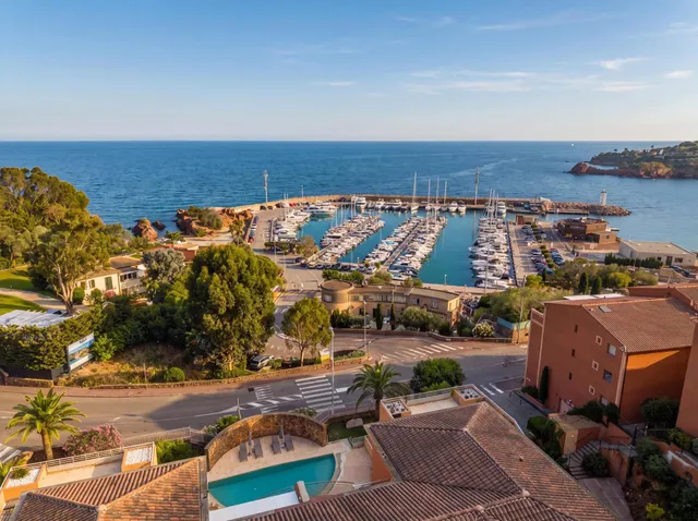 Apartment in Theoule sur Mer, French Riviera