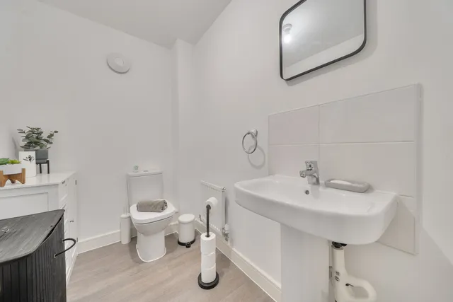 22 Newall Road, Melksham SN12 6XH