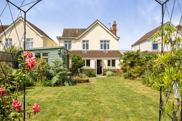 503 Semington Road, Melksham SN12 6DX