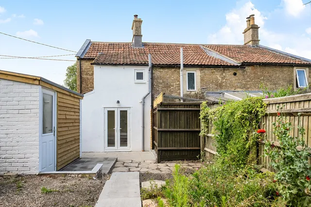21 Shurnhold, Melksham SN12 8DD