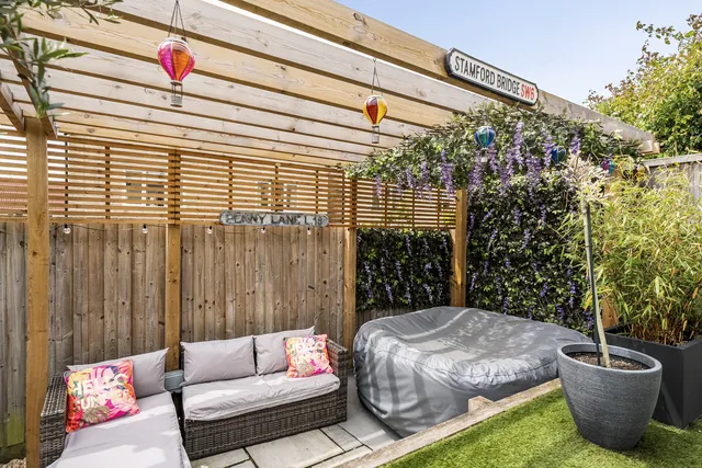 133 Blackberry Road, Frome BA11 5DF