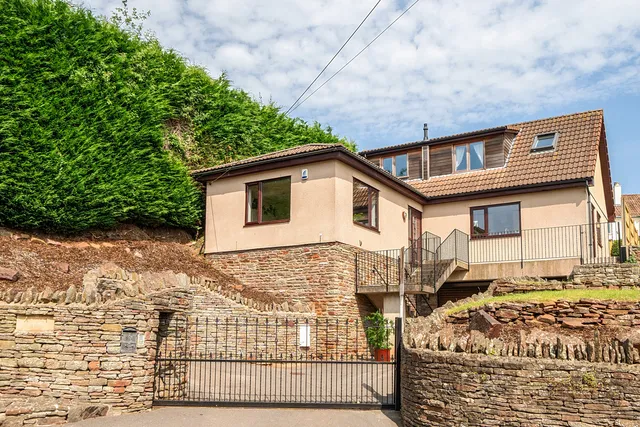 Amont Mill Road, Bristol BS36 1BP