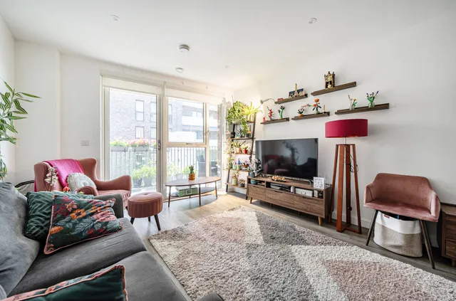 Holcombe Court Bollo Lane, London W3 8UQ