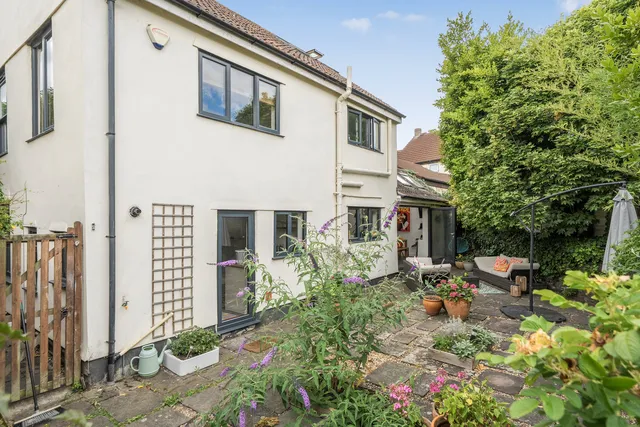 93 Down Road, Bristol BS36 1DF