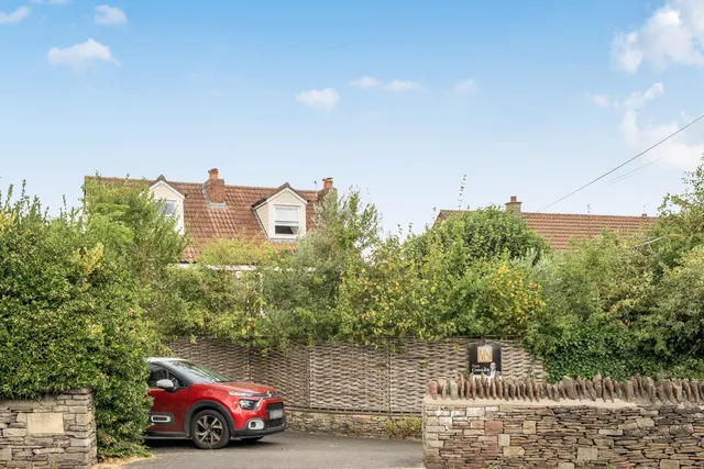 93 Down Road, Bristol BS36 1DF