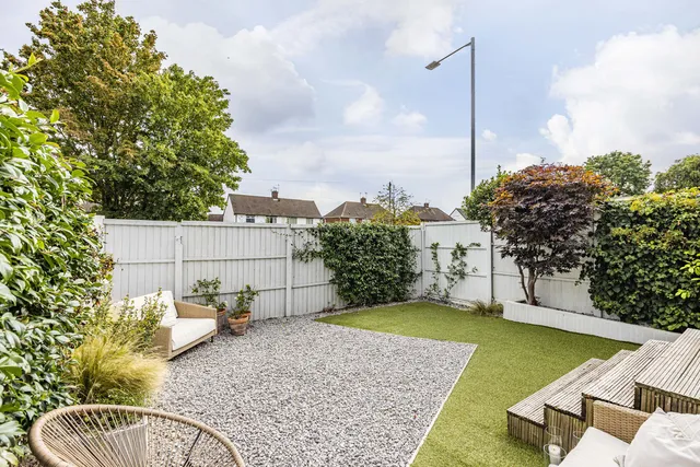 14 Hobart Drive, Nottingham NG9 8PX