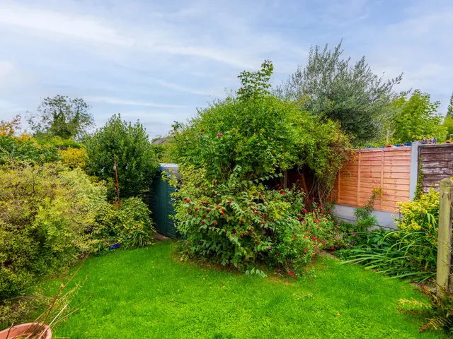 9 Lacon Close, Kidderminster DY14 8EF