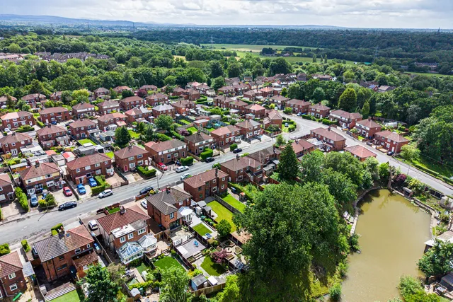 15 Woodbank Avenue, Stockport SK6 2PE