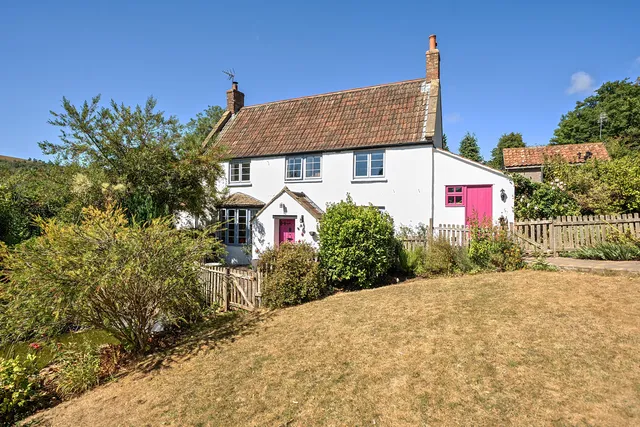 Redstacks Cottage Cross, Axbridge BS26 2EA