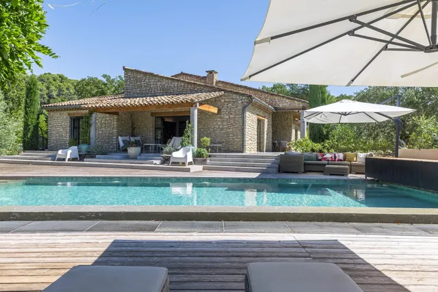 Villa in Menerbes, Provence - Var