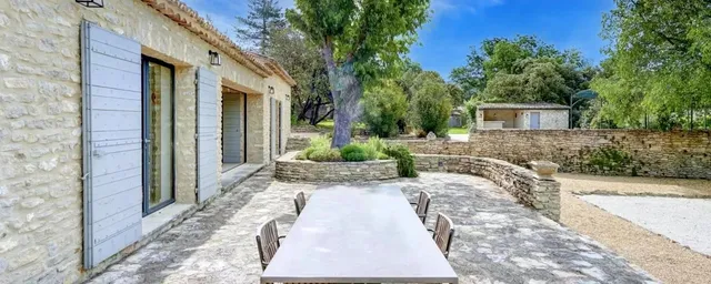 Villa in Menerbes, Provence - Var