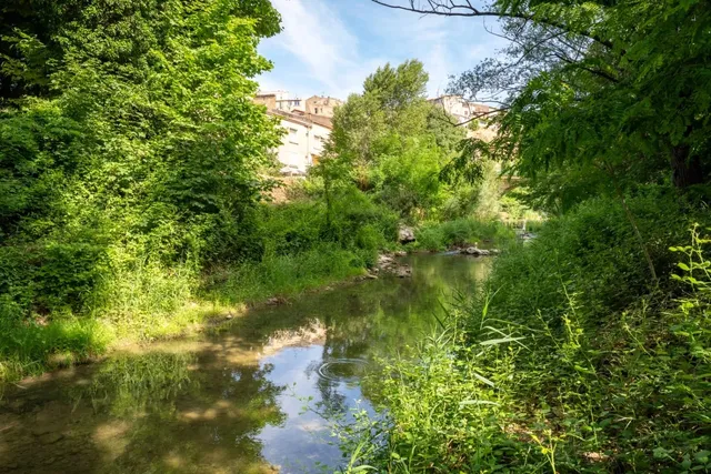 Apartment in La Tour D Aigues, Provence - Var