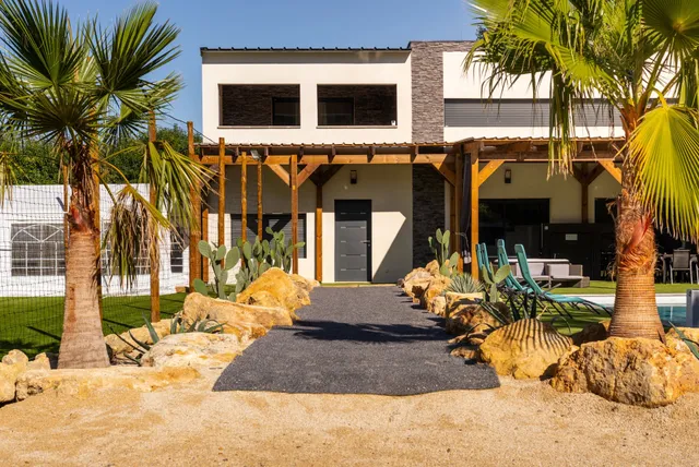 Villa in Molleges, Provence - Var
