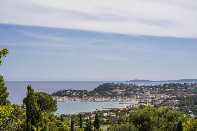 Villa in Cavalaire Sur Mer, Provence - Var