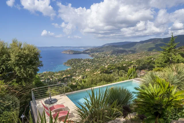 Villa in Rayol Canadel Sur Mer, Provence - Var