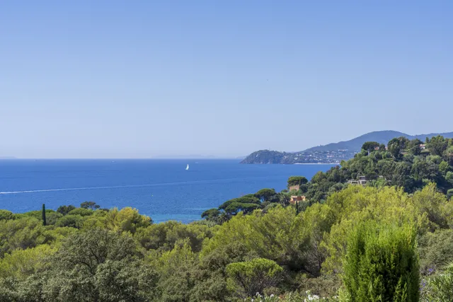 Villa in La Croix Valmer, French Riviera