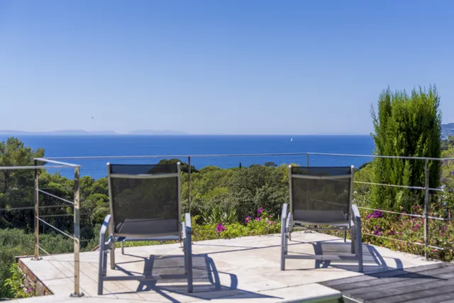Villa in La Croix Valmer, French Riviera
