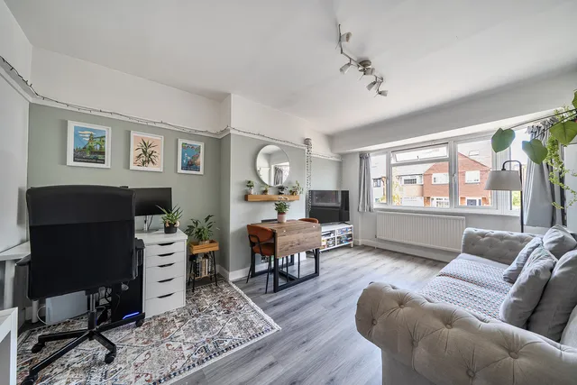 227a Lynmouth Avenue, Morden SM4 4RX