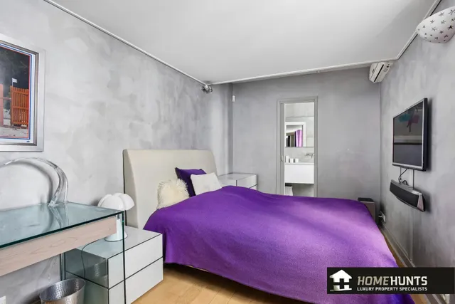 Apartment in 6th (Saint Germain des Prés - Luxembourg), Paris