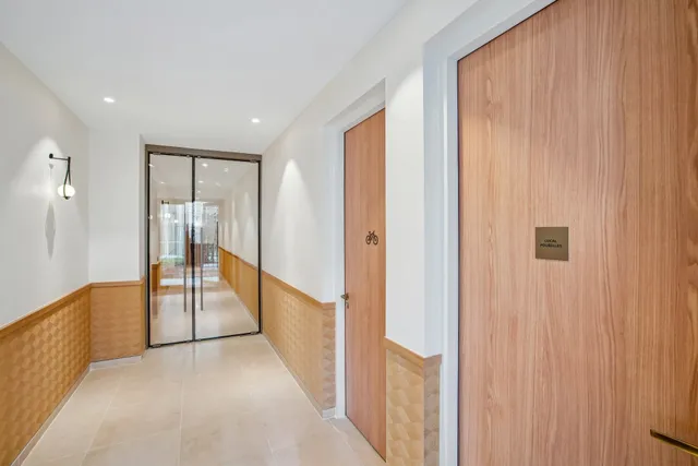 Apartment in 8th (Golden Triangle - Parc Monceau), Paris